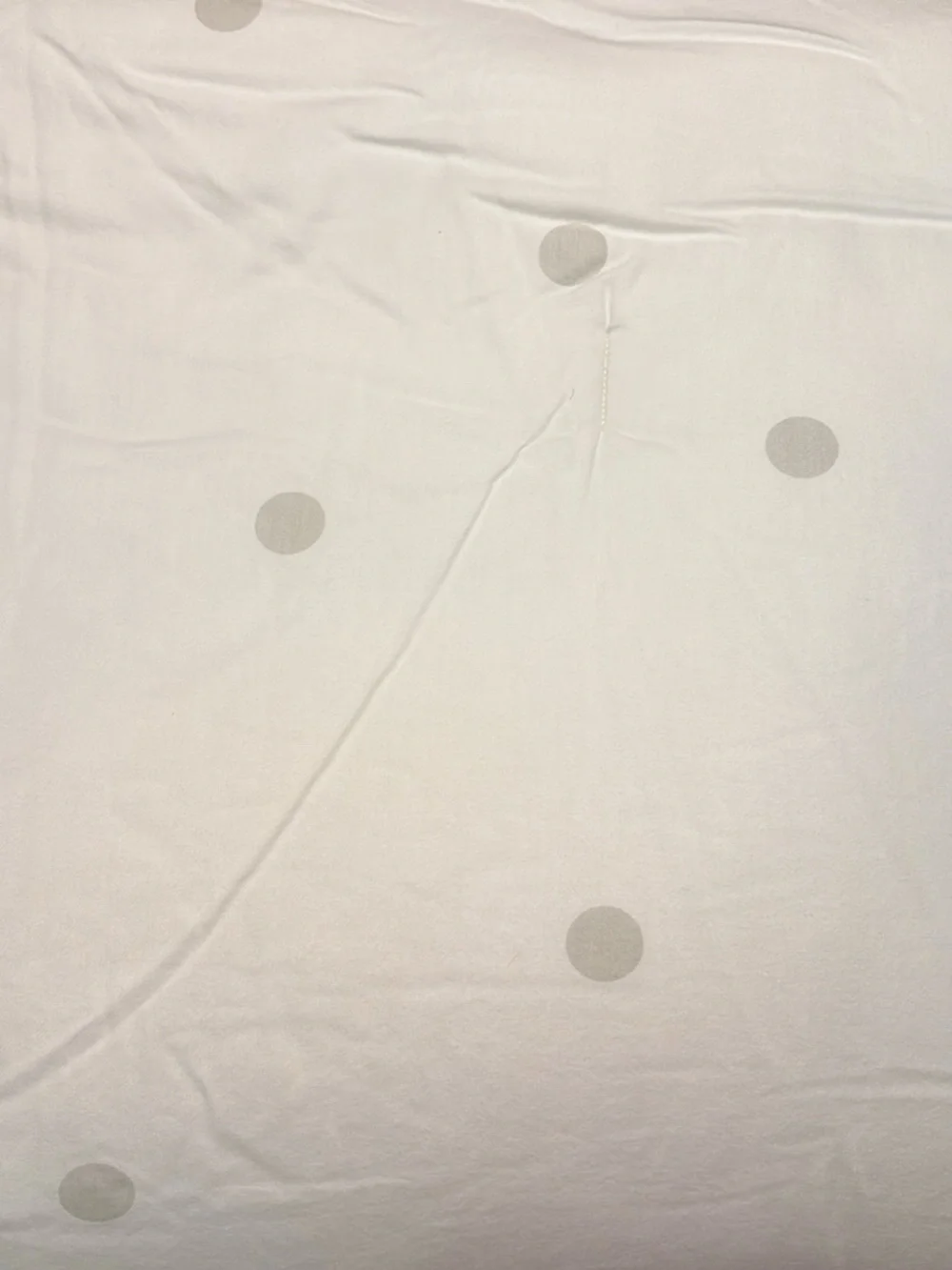 Kate Spade Polka Dot Full size comforter- white/cream with Light Gray Dots